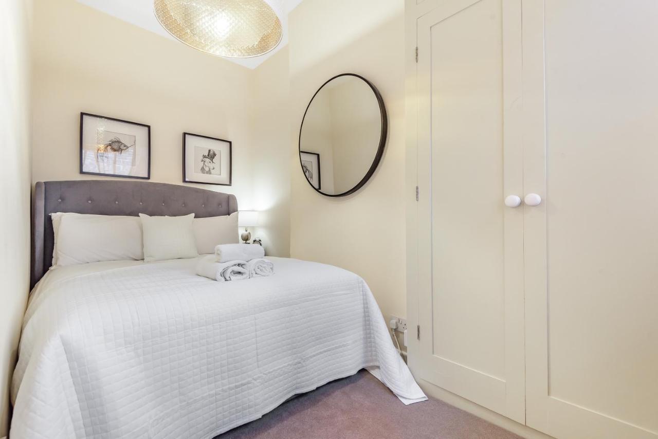 Chester City Centre Cottage, Sleeps 6 With Free Parking Экстерьер фото