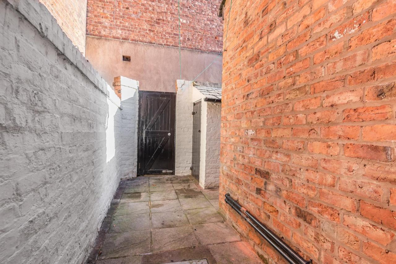 Chester City Centre Cottage, Sleeps 6 With Free Parking Экстерьер фото